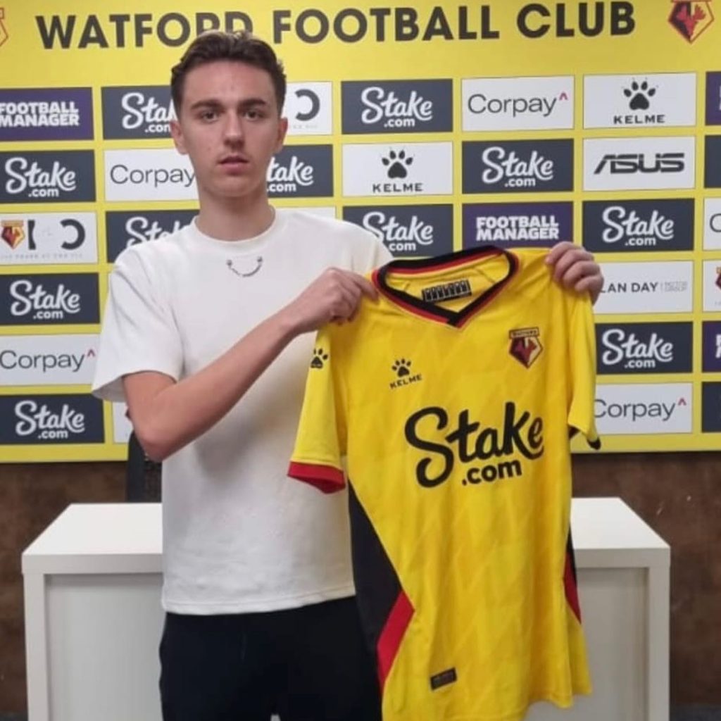Dawid Hamiga signs contract with Watford FC